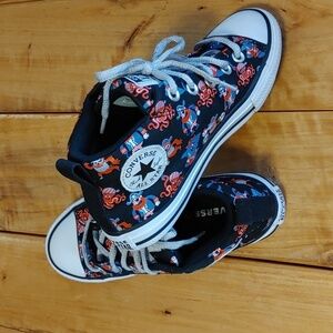 Unisex Chuck Taylor Converse Pirate Sneakers Size 3 Youth